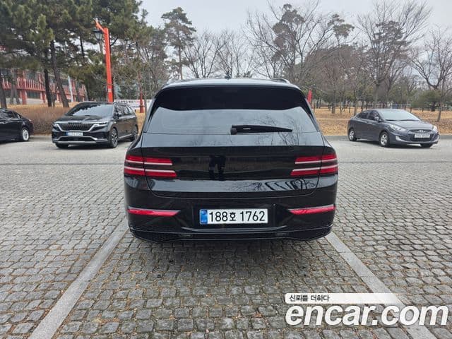 Genesis GV80 чёрный, 2025 4