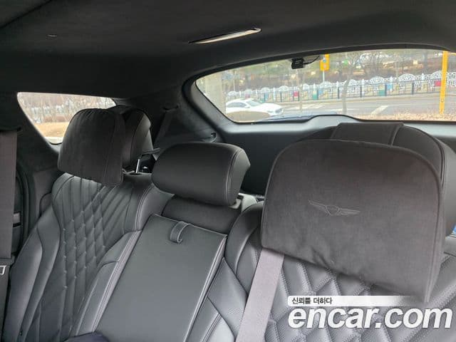 Genesis GV80 чёрный, 2025 10