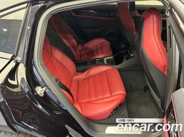 Porsche Panamera (976), 2024 12