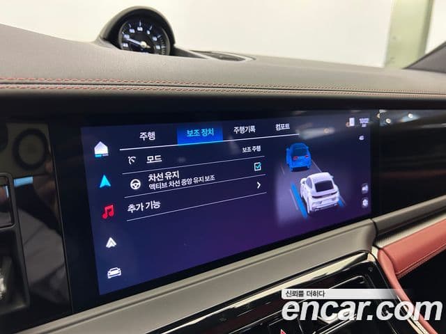 Porsche Panamera (976), 2024 18