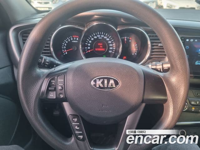 Kia K5 LPI Smart, 2013 8