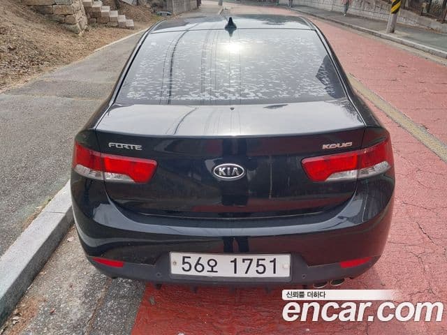 Kia Forte купе Premium, 2010 все фото