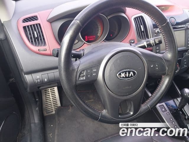 Kia Forte купе Premium, 2010 6