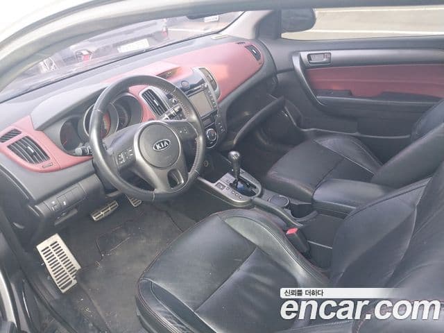 Kia Forte купе Premium, 2010 7