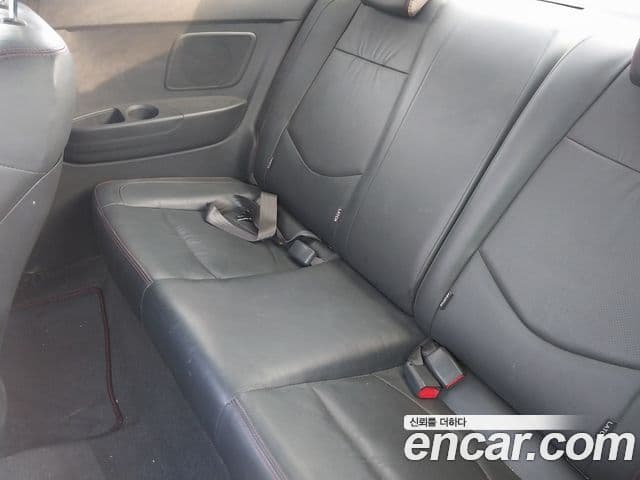 Kia Forte купе Premium, 2010 8