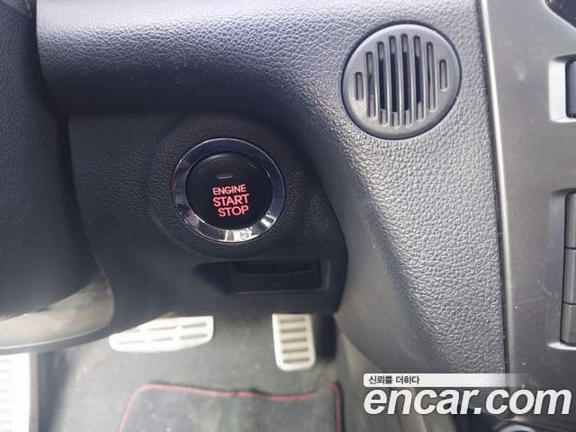 Kia Forte купе Premium, 2010 13