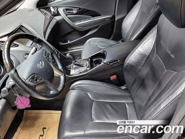 Hyundai Grandeur HG Prime, 2012 9