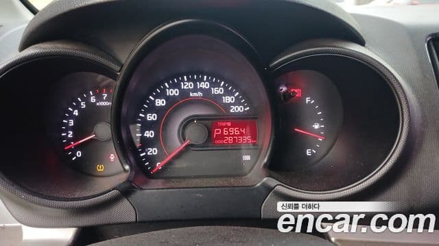 Kia Ray фургон /, 2016 6