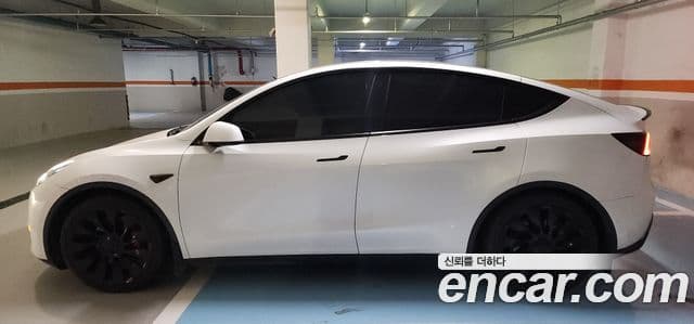 Tesla модель Y performance AWD, 2022 3