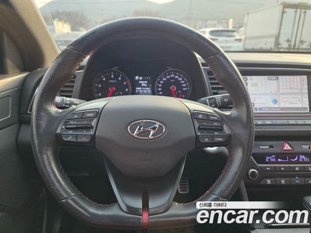 Hyundai Avante AD Extreme Selection, 2018 13