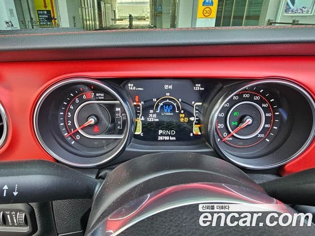 Jeep Wrangler (JL) 2.0 Rubicon Power top 4도어, 2021 10