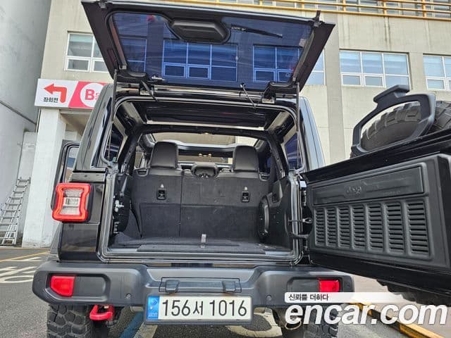 Jeep Wrangler (JL) 2.0 Rubicon Power top 4도어, 2021 14