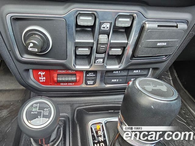 Jeep Wrangler (JL) 2.0 Rubicon Power top 4도어, 2021 16