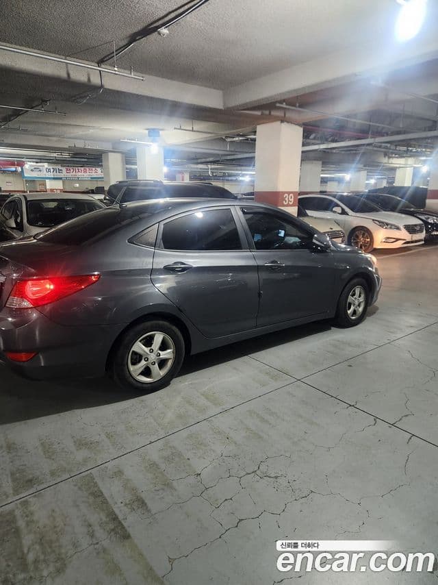 Hyundai Accent(новый кузов / новое поколение) Premier, 2012 7