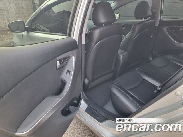 Hyundai Avante MD M16 GDI Smart, 2014 15