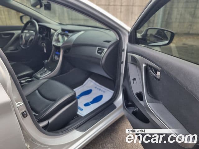 Hyundai Avante MD M16 GDI Smart, 2014 16