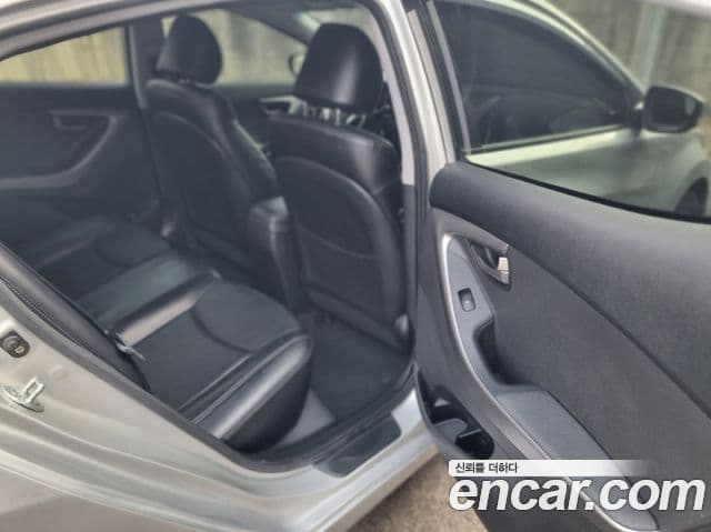 Hyundai Avante MD M16 GDI Smart, 2014 17