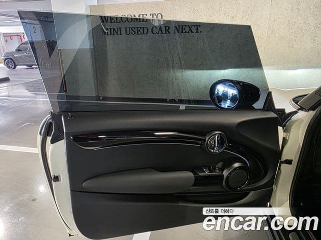 Mini Cooper 3세대, 2022 11