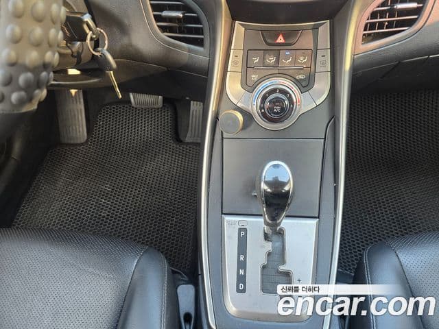 Hyundai Avante MD Style, 2013 9