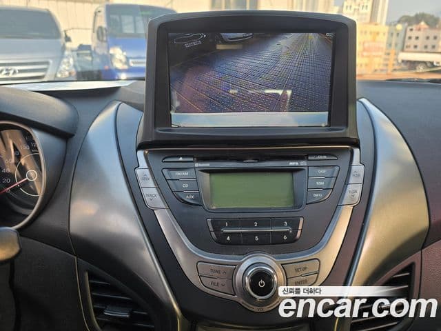Hyundai Avante MD Style, 2013 12
