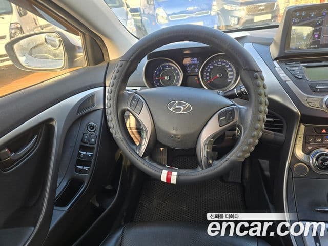 Hyundai Avante MD Style, 2013 16