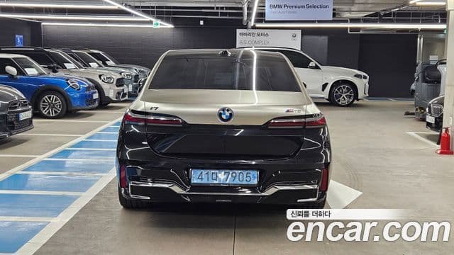 BMW i7 (G70), 2024 4