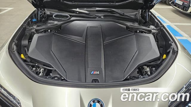 BMW i7 (G70), 2024 6