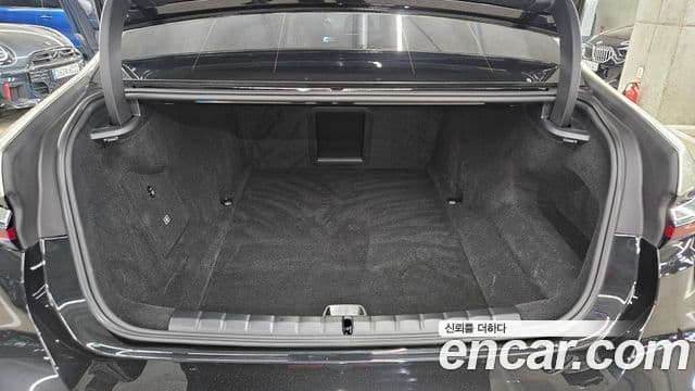 BMW i7 (G70), 2024 20