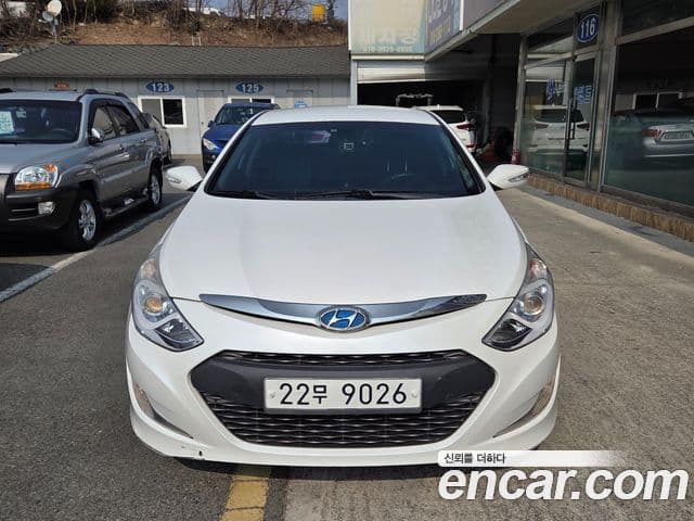 Hyundai Sonata гибрид Premier, 2012 1