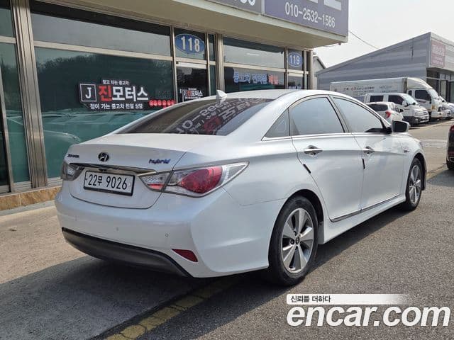 Hyundai Sonata гибрид Premier, 2012 4