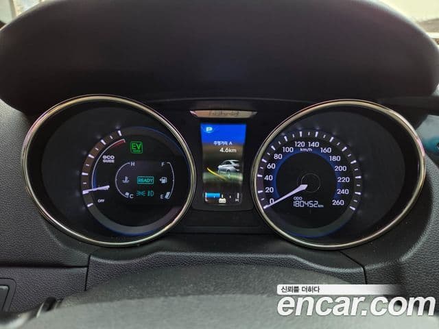 Hyundai Sonata гибрид Premier, 2012 10