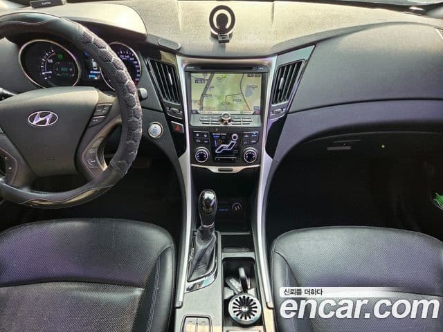 Hyundai Sonata гибрид Premier, 2012 15