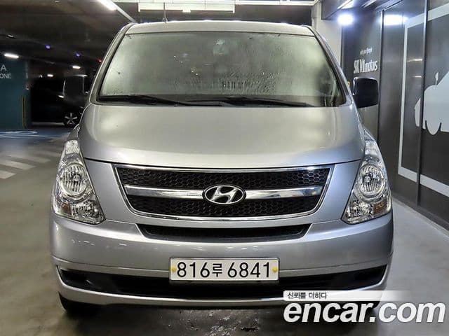 Hyundai Grand Starex CVX Deluxe, 2015 2