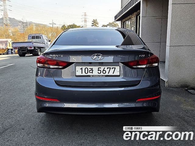 Hyundai Avante AD 1.6 GDI Value Plus, 2017 4