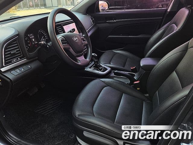 Hyundai Avante AD 1.6 GDI Value Plus, 2017 8