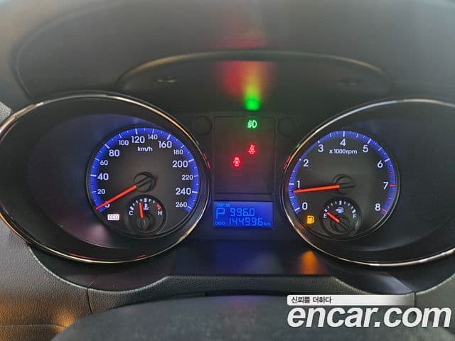 Hyundai Genesis купе 200 турбо P, 2011 8