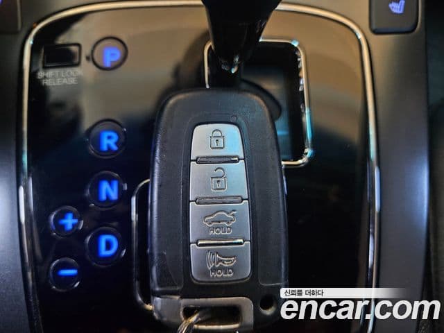 Hyundai Genesis купе 200 турбо P, 2011 20