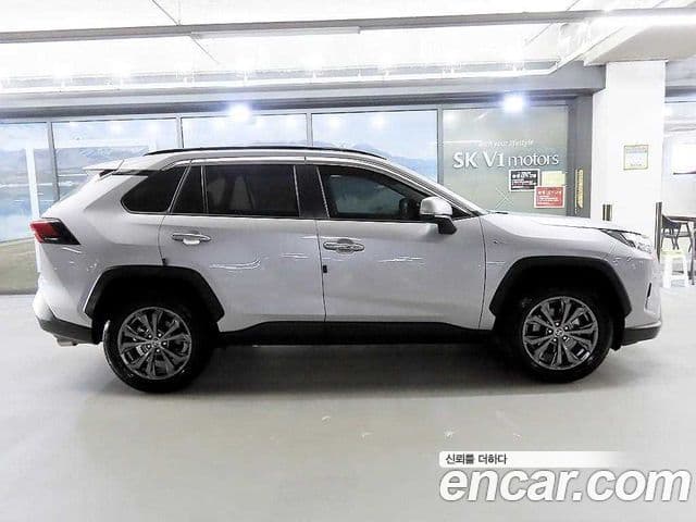 Toyota RAV4 5세대 2.5 4WD гибрид LTD, 2025 3
