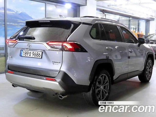 Toyota RAV4 5세대 2.5 4WD гибрид LTD, 2025 4
