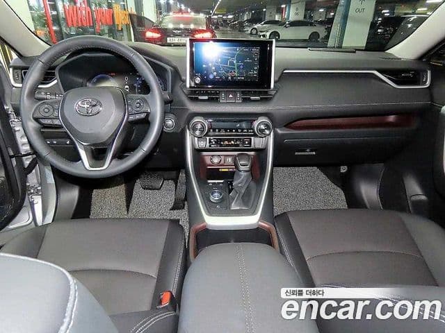 Toyota RAV4 5세대 2.5 4WD гибрид LTD, 2025 10