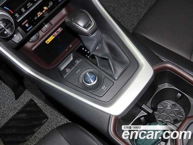 Toyota RAV4 5세대 2.5 4WD гибрид LTD, 2025 12