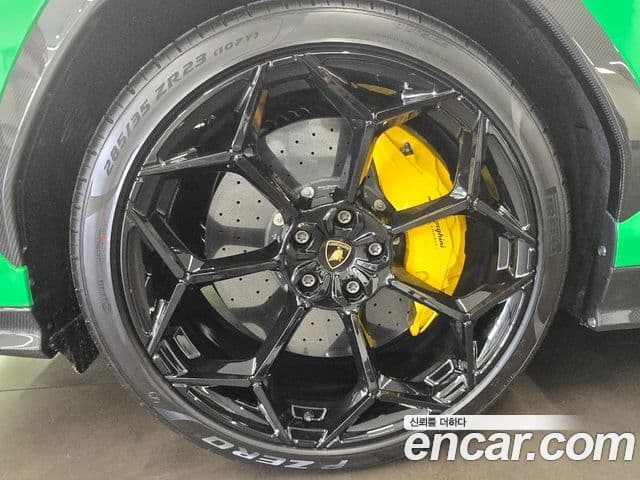 Lamborghini Urus 4.0 V8 Performante, 2025 все фото