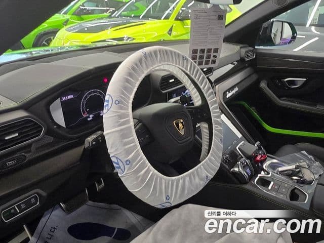 Lamborghini Urus 4.0 V8 Performante, 2025 8