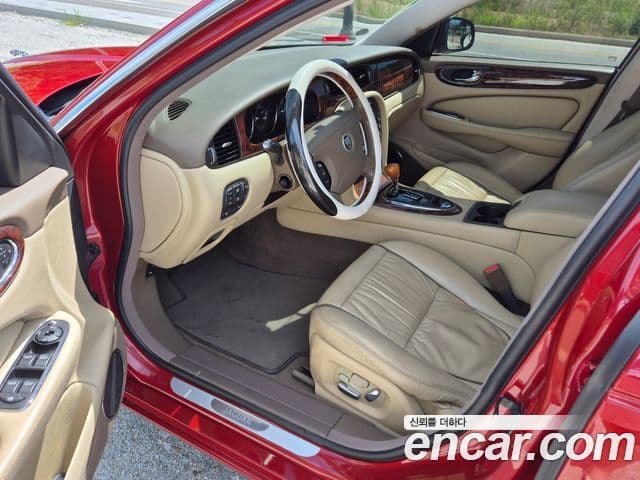 Jaguar New XJ X350, 2008 13