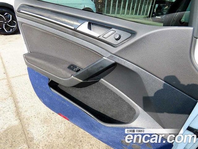 Volkswagen Гольф 7세대, 2016 11