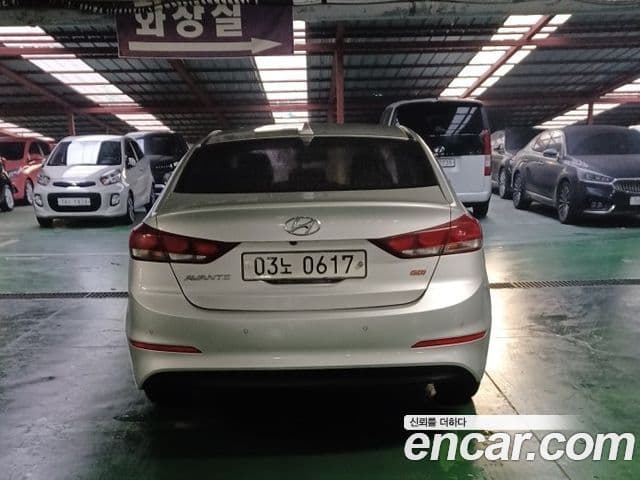 Hyundai Avante AD Modern, 2016 4