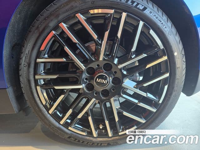 Mini Cooper Электрический (Electric) 4세대 SE favored, 2024 все фото