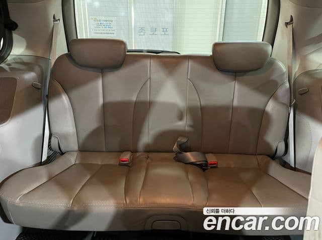 Kia Carnival R топовая версия, 2012 9