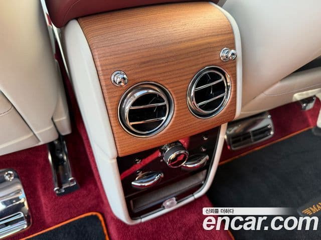 Rolls-Royce Cullinan, 2020 19