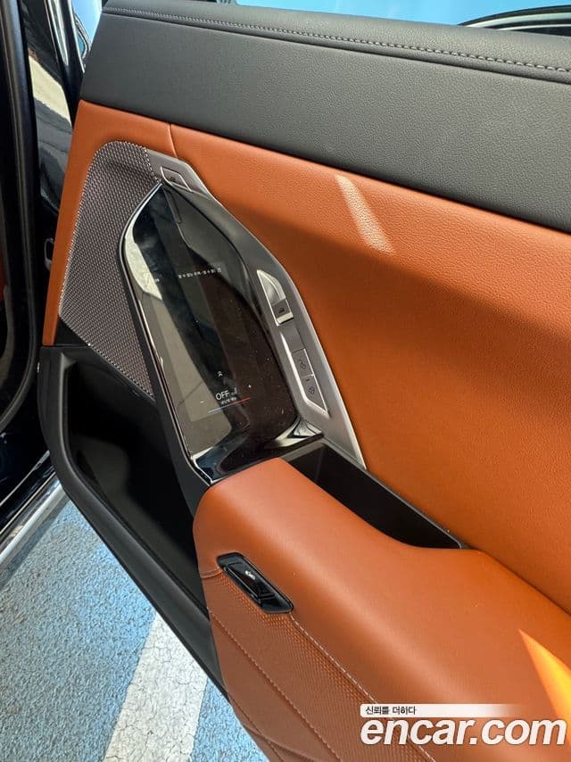 BMW i7 (G70) eDrive 50 M Sport, 2024 6